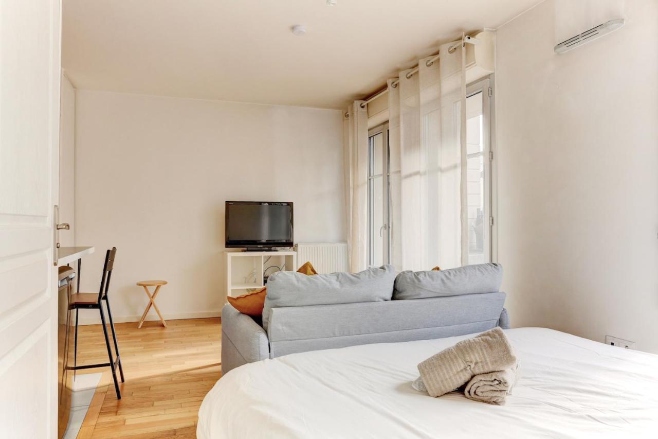 Le Curie - Saint Cyr Apartment Exterior photo