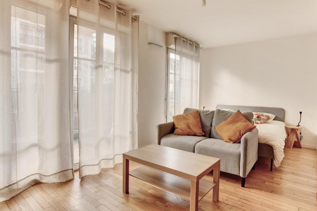 Le Curie - Saint Cyr Apartment Exterior photo